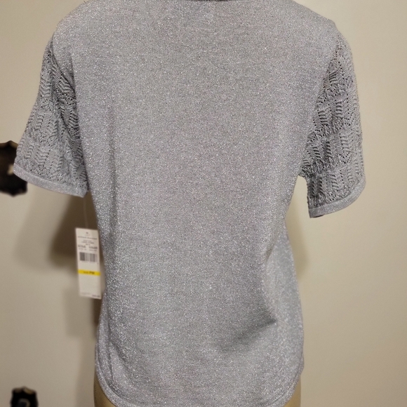 Alfred Dunner Sparkling Sliver Petite Top NWT Hoilday Demure  Classy Vintage - Picture 6 of 6